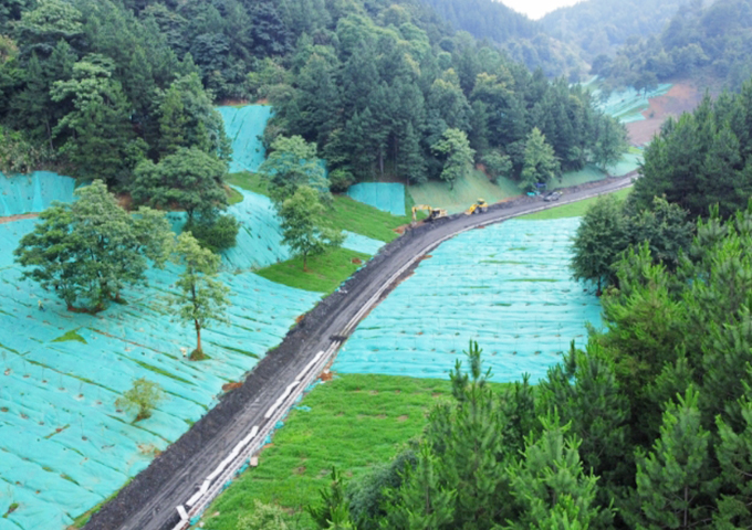 南嶺國家公園環(huán)丹霞山片區(qū)生態(tài)環(huán)境系統(tǒng)保護(hù)修復(fù)工程（湞江區(qū)煤矸石礦區(qū)遺址生態(tài)環(huán)境修復(fù)治理）設(shè)計(jì)、施工總承包2